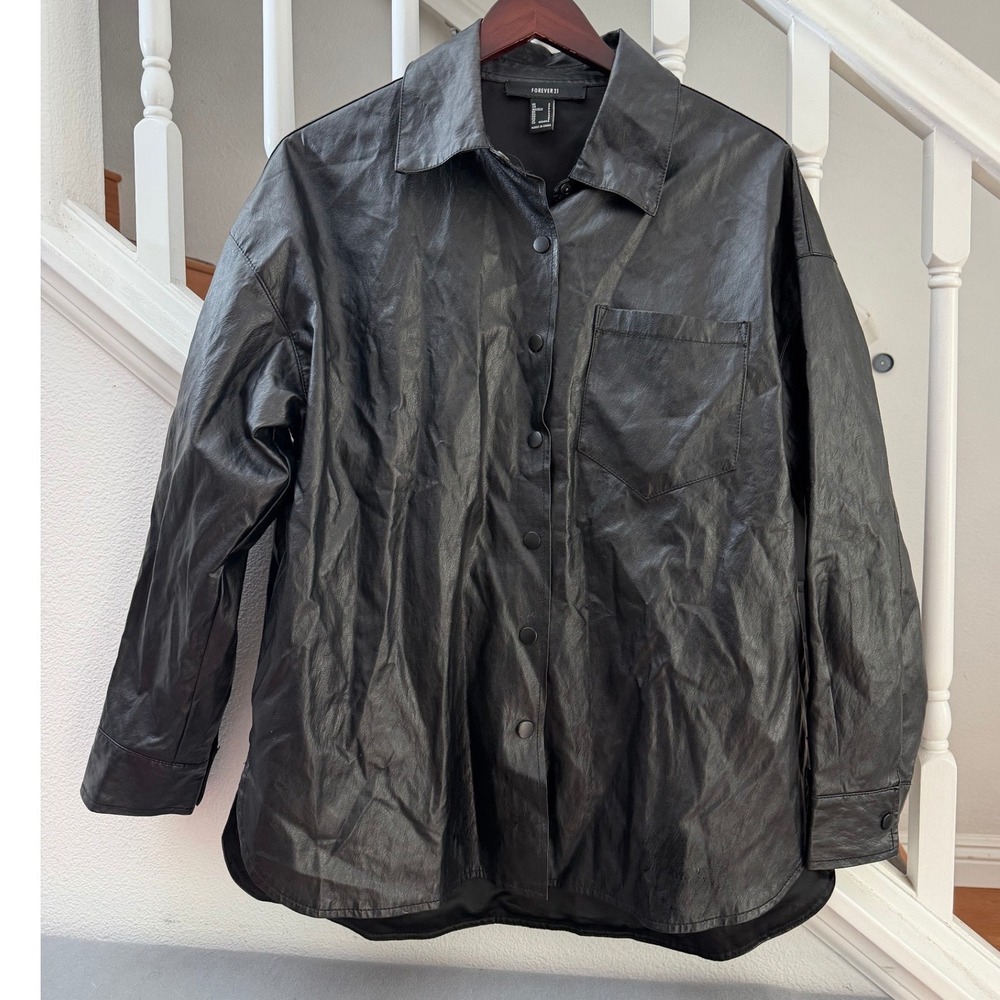 Forever 21 Faux Leather‎ Shirt Jacket Black Oversized Button Down Small